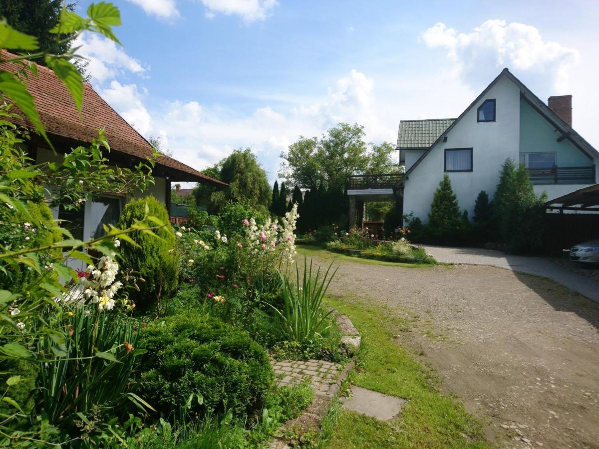 Hotel Nostalgia Morschyn Exterior foto